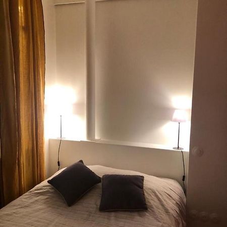 פריז Suite Confortable Sur Le Canal Saint-Martin / Republique מראה חיצוני תמונה