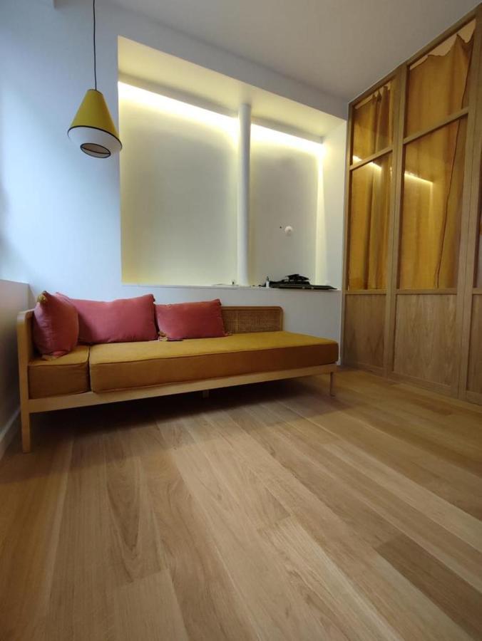 פריז Suite Confortable Sur Le Canal Saint-Martin / Republique מראה חיצוני תמונה