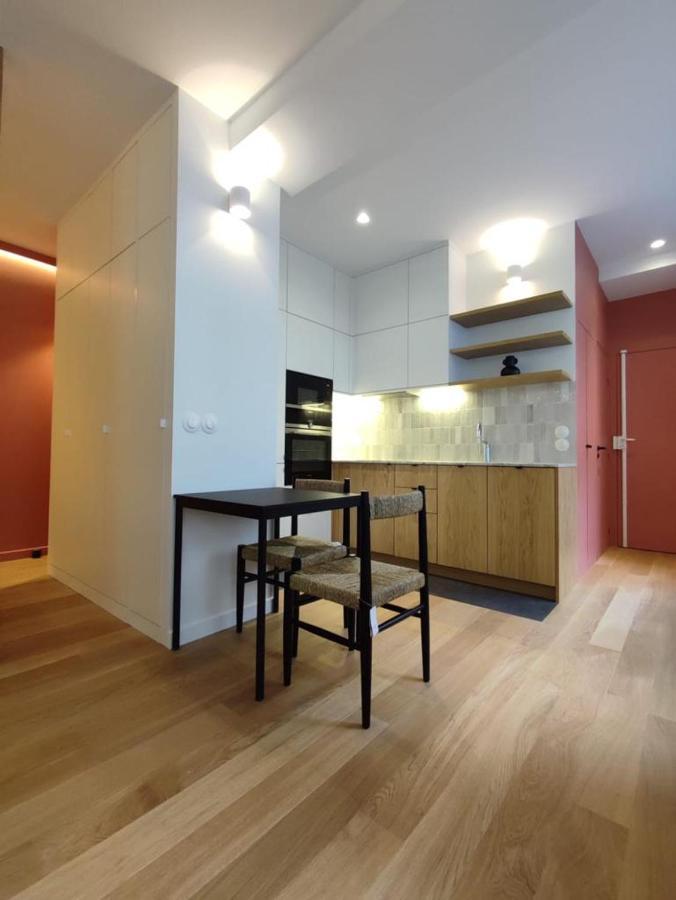 פריז Suite Confortable Sur Le Canal Saint-Martin / Republique מראה חיצוני תמונה