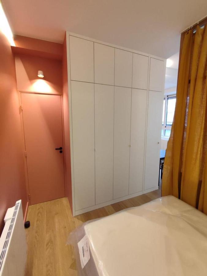 פריז Suite Confortable Sur Le Canal Saint-Martin / Republique מראה חיצוני תמונה